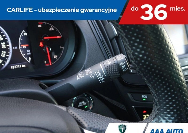 Opel Insignia cena 46000 przebieg: 187707, rok produkcji 2016 z Rudnik nad Sanem małe 326